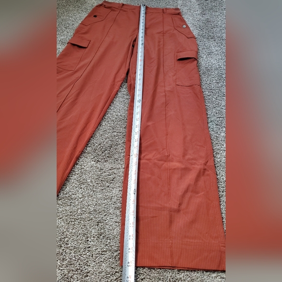 Athleta Vienna Cargo Pant Travel Pant NWT - Picture 8 of 14